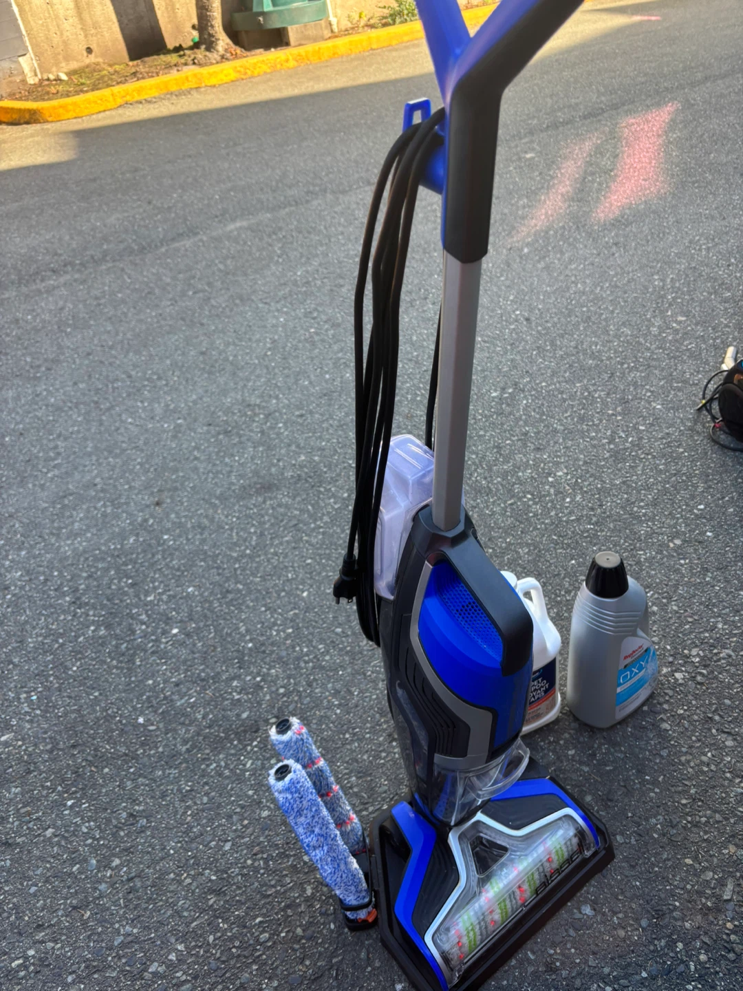 Washable vacuum cleaner, bottle have half - photo 3
