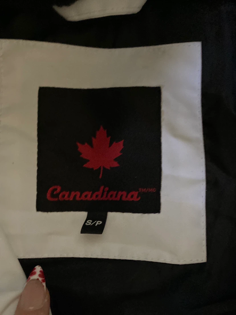 Canadiana White Puffer Jacket - photo 2