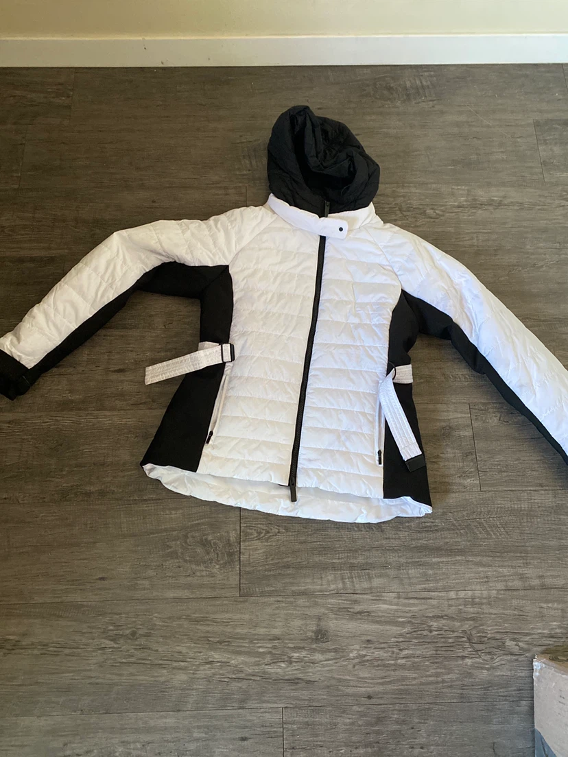 Swiss Alps Puffer Jacket Black and White