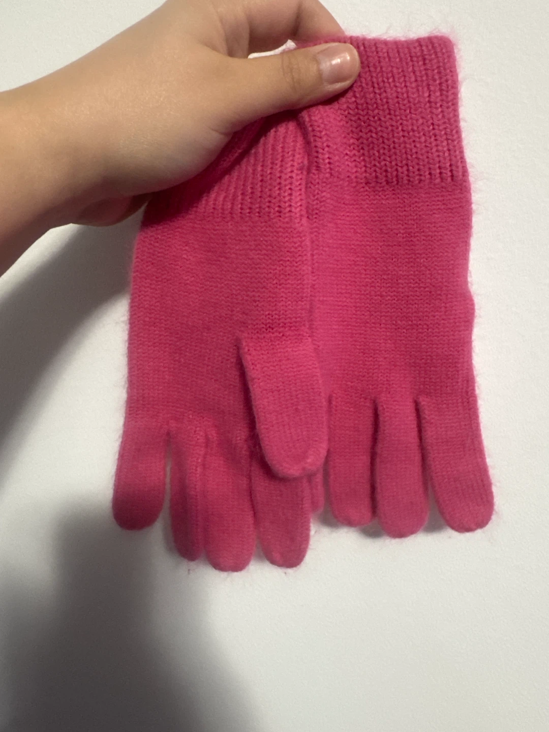 Pink Knit Gloves