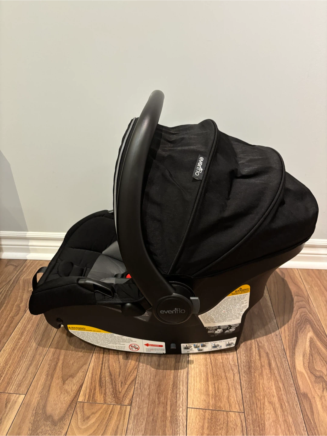 Evenflo Infant Car Seat with Base - photo 4