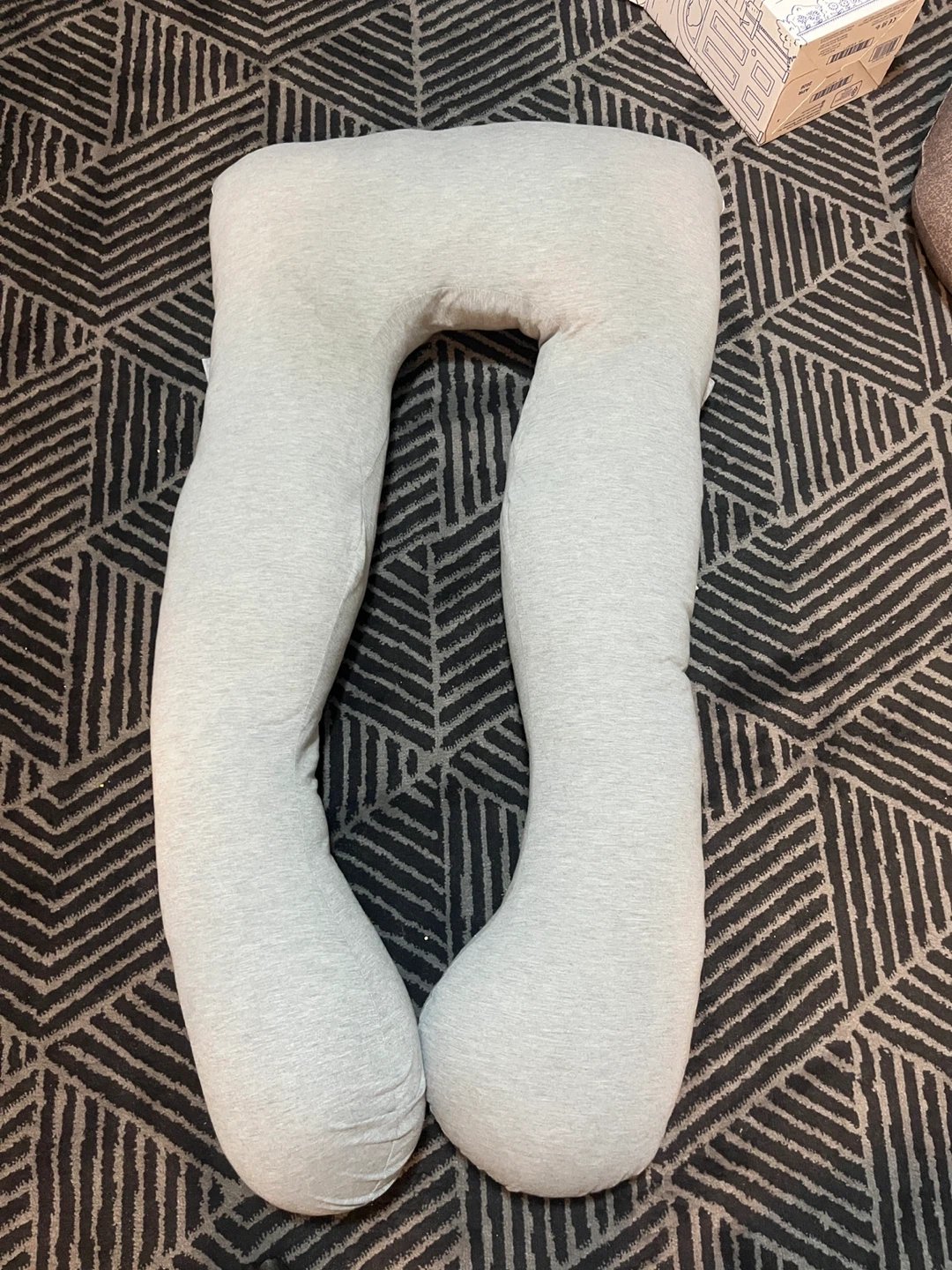 Grey U-Shaped Full Body Pregnancy Pillow - photo 2
