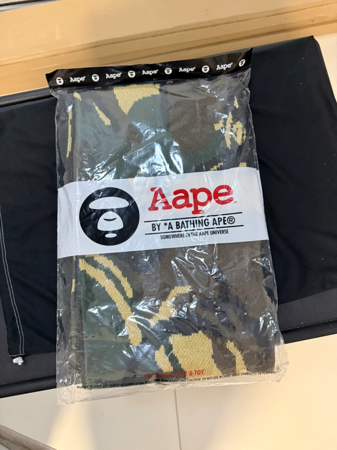 Aape by A Bathing Ape Camo Scarf <New> - photo 4