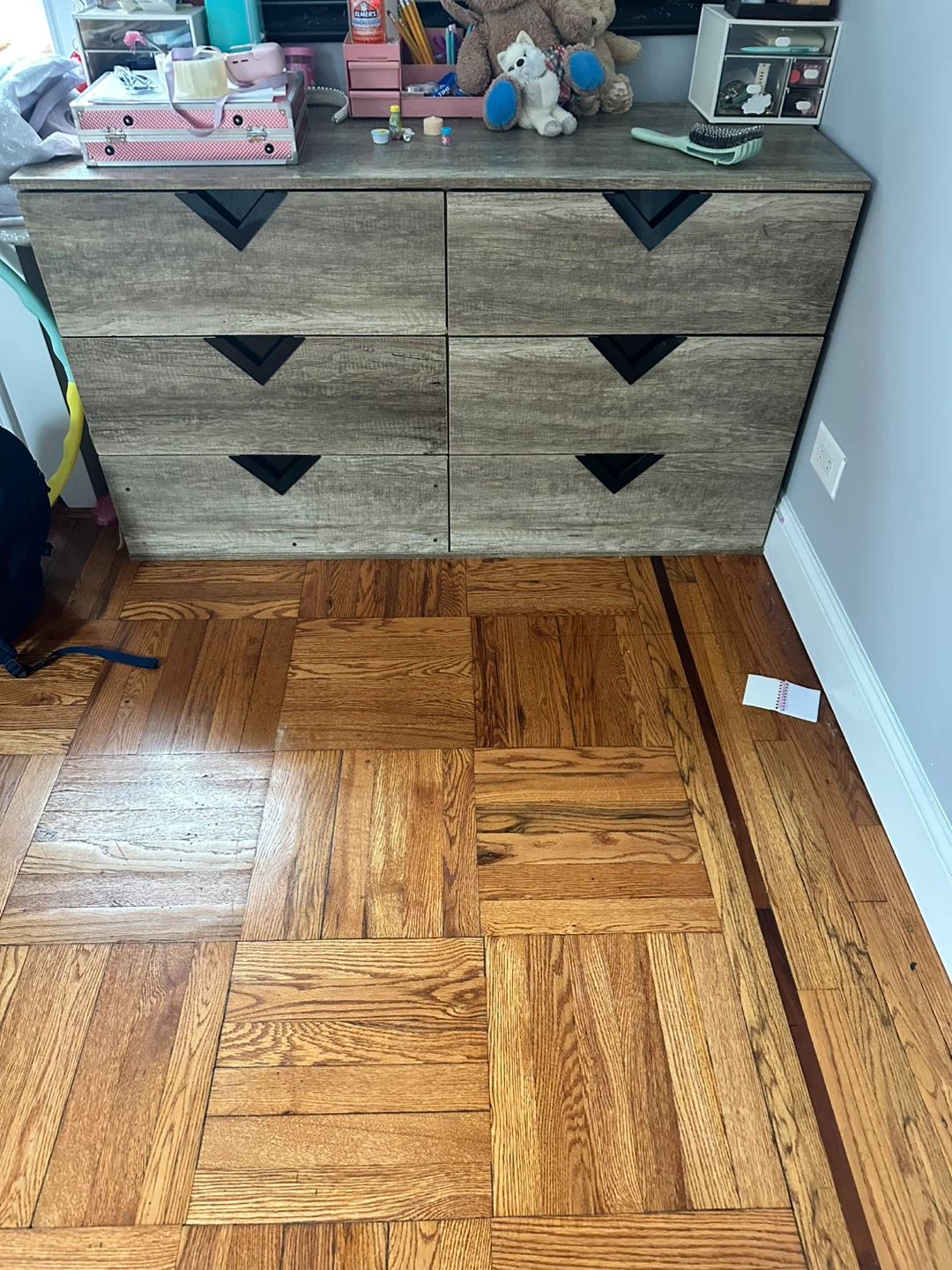 Gray Wood-Finish 6-Drawer Dresser