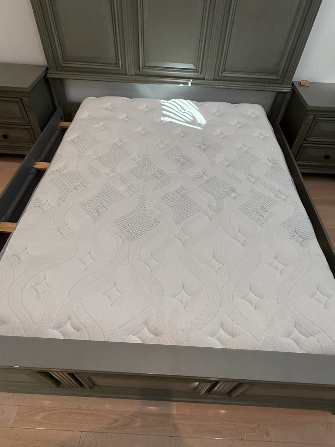 Layla Distinction Queen Mattress - photo 2