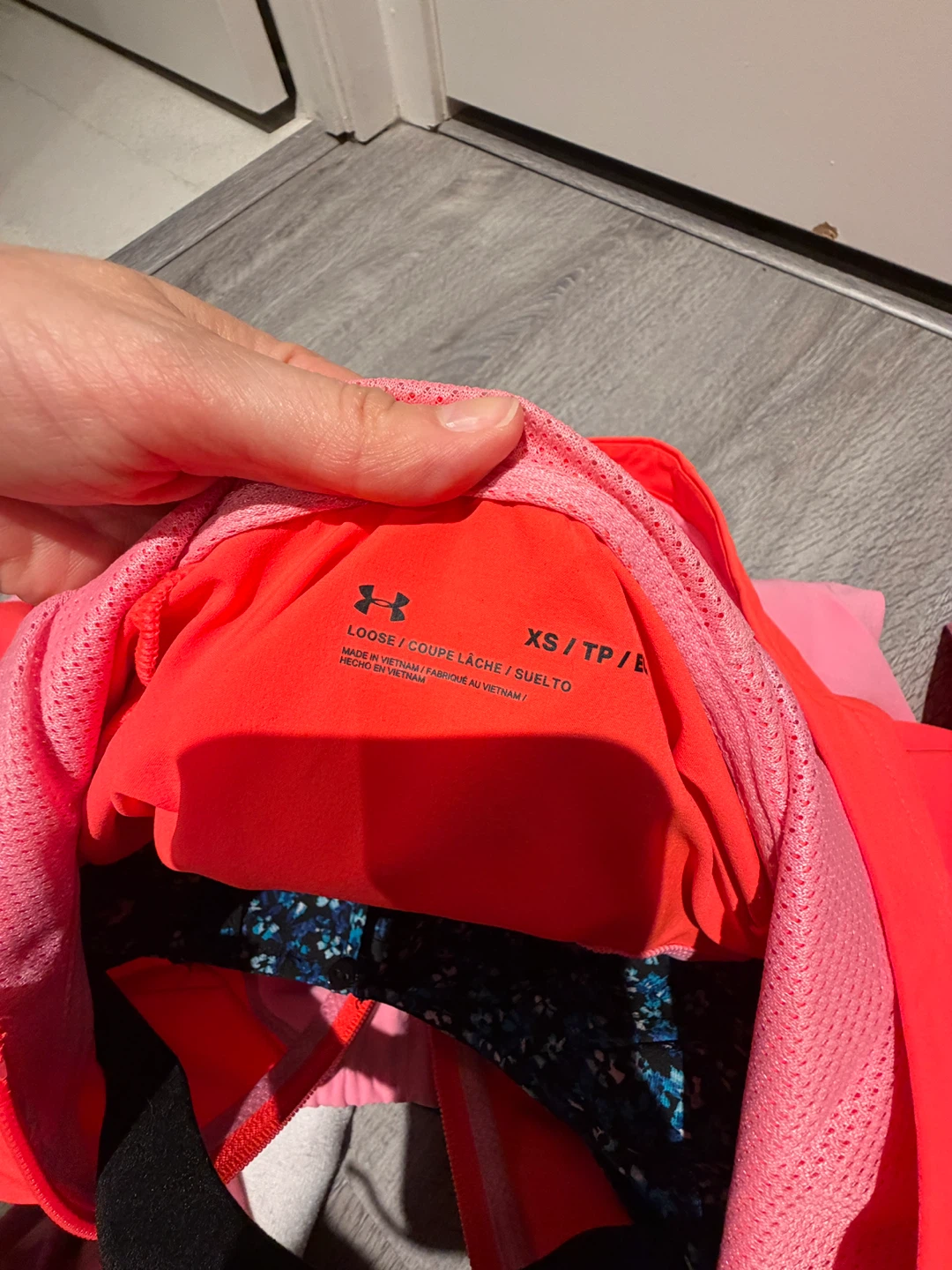 Under Armour hooded windbreaker jacket - photo 2