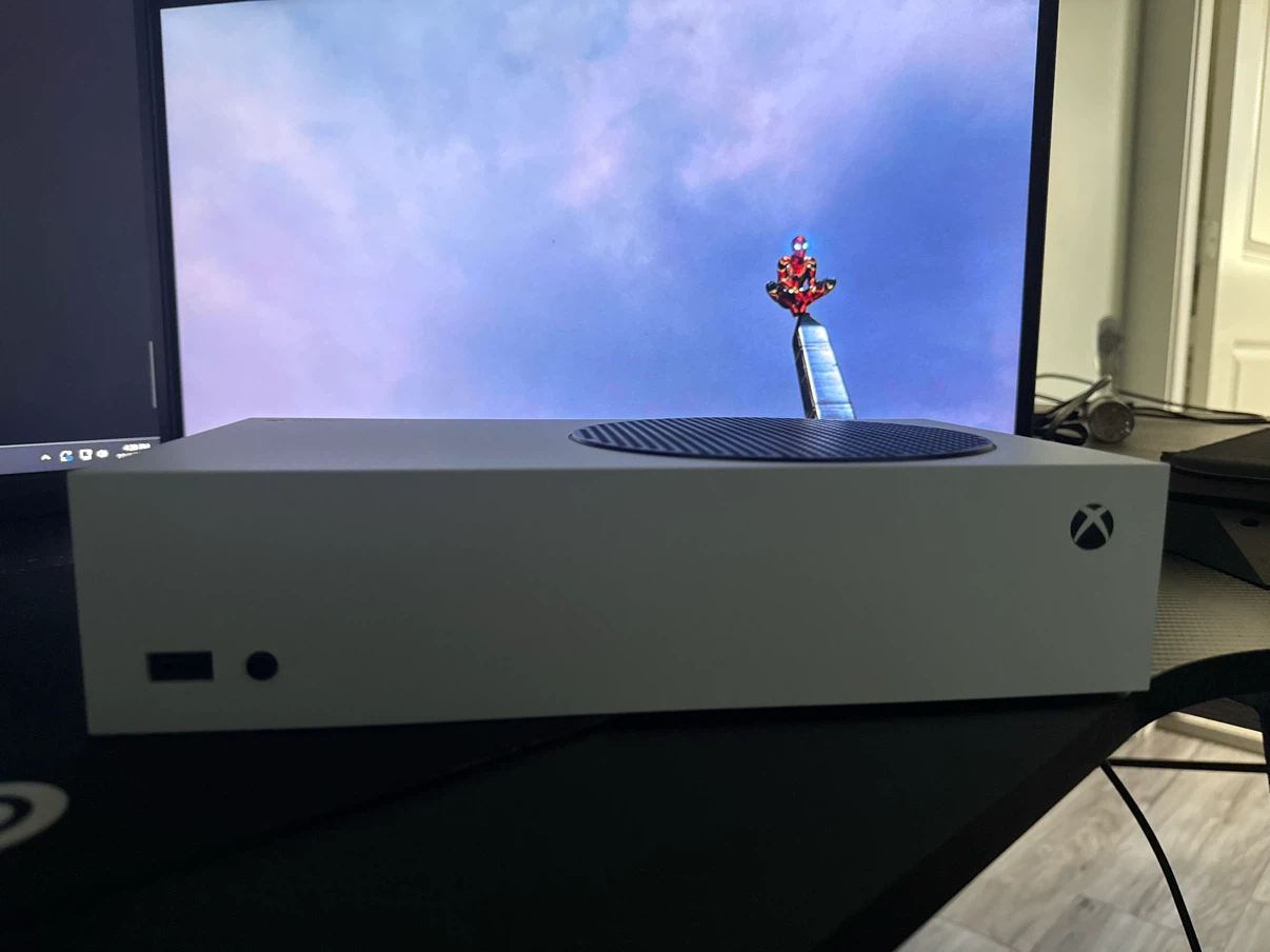 Xbox Series S Console with Controller - photo 2