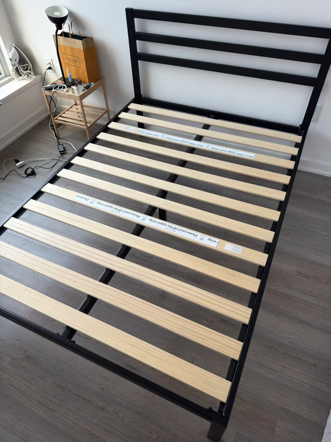 Zinus Full Size Metal Platform Bed Frame