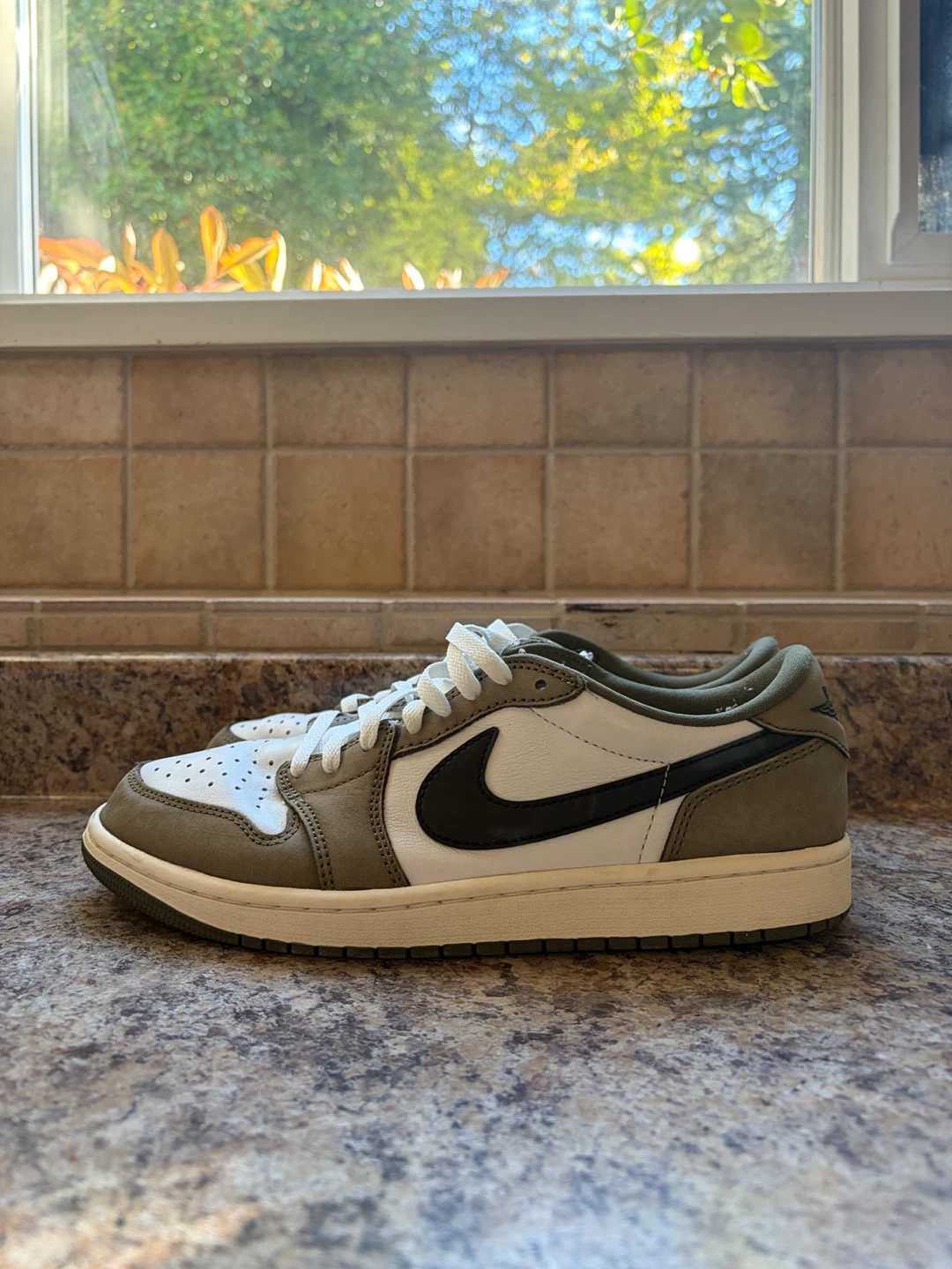 Nike Air Jordan 1 Low Olive - photo 3