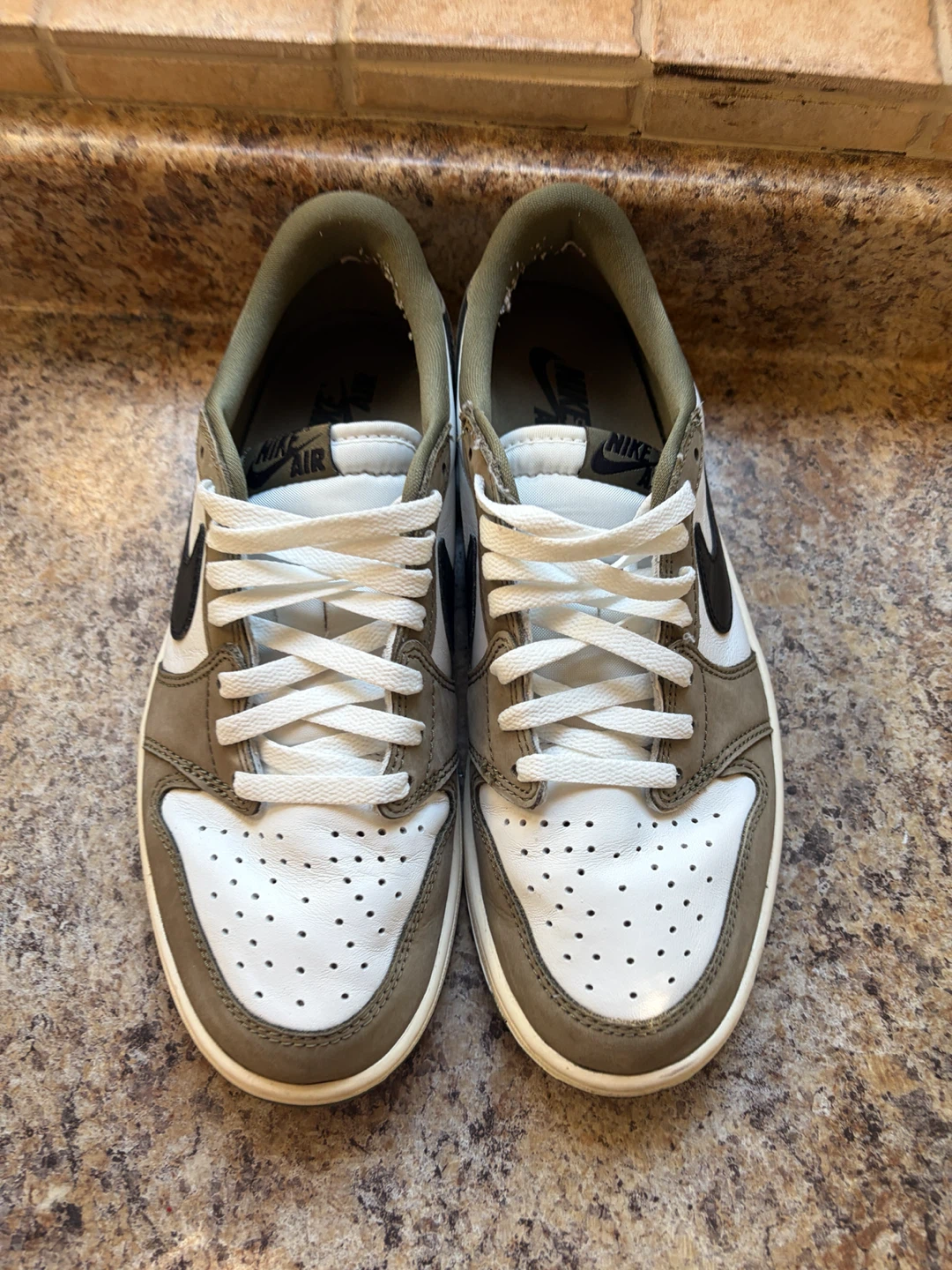 Nike Air Jordan 1 Low Olive - photo 4