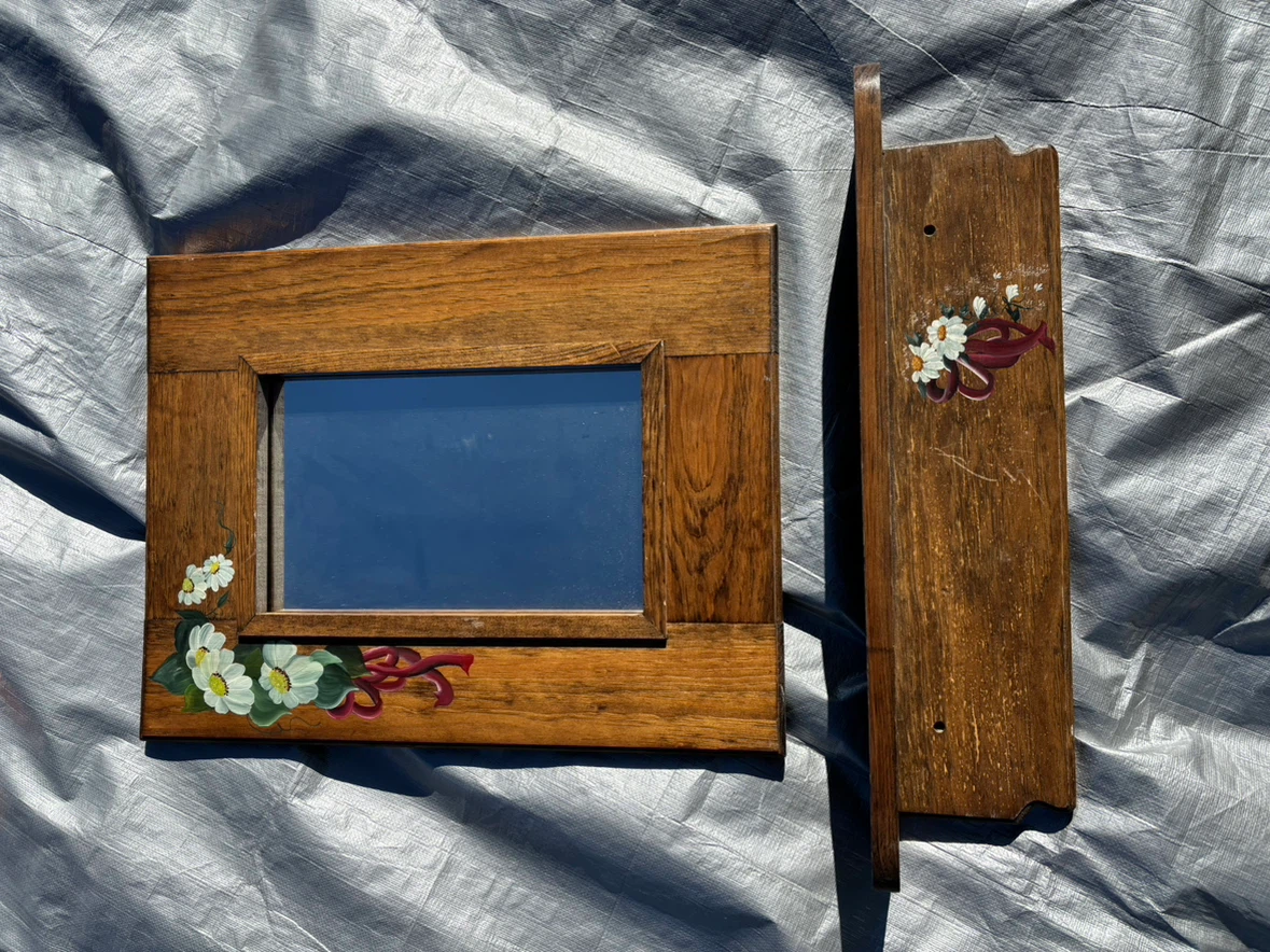 Hand-Painted Wooden Mirror and Shelf Set - photo 2