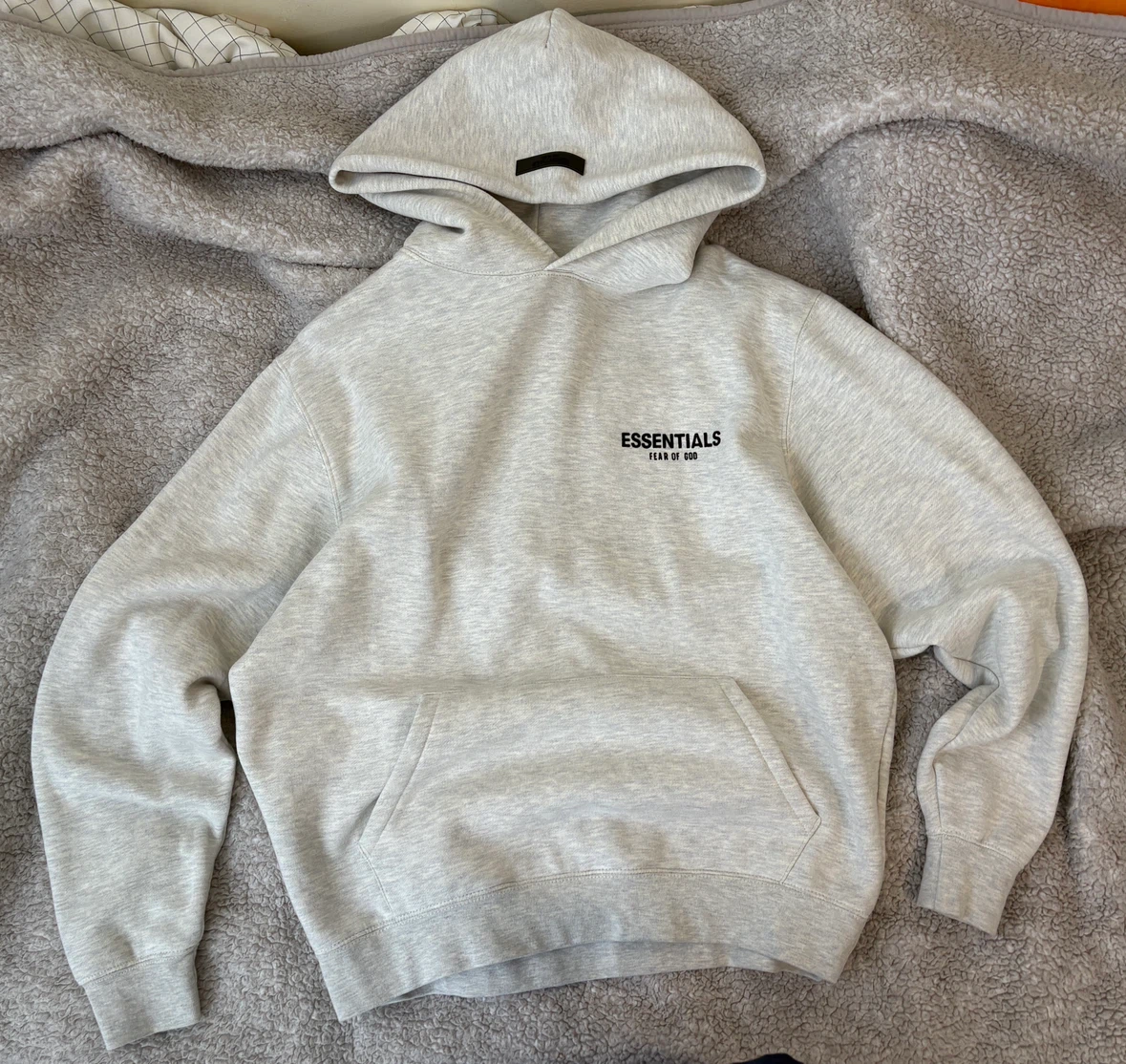 Essentials FOG - light oat medium