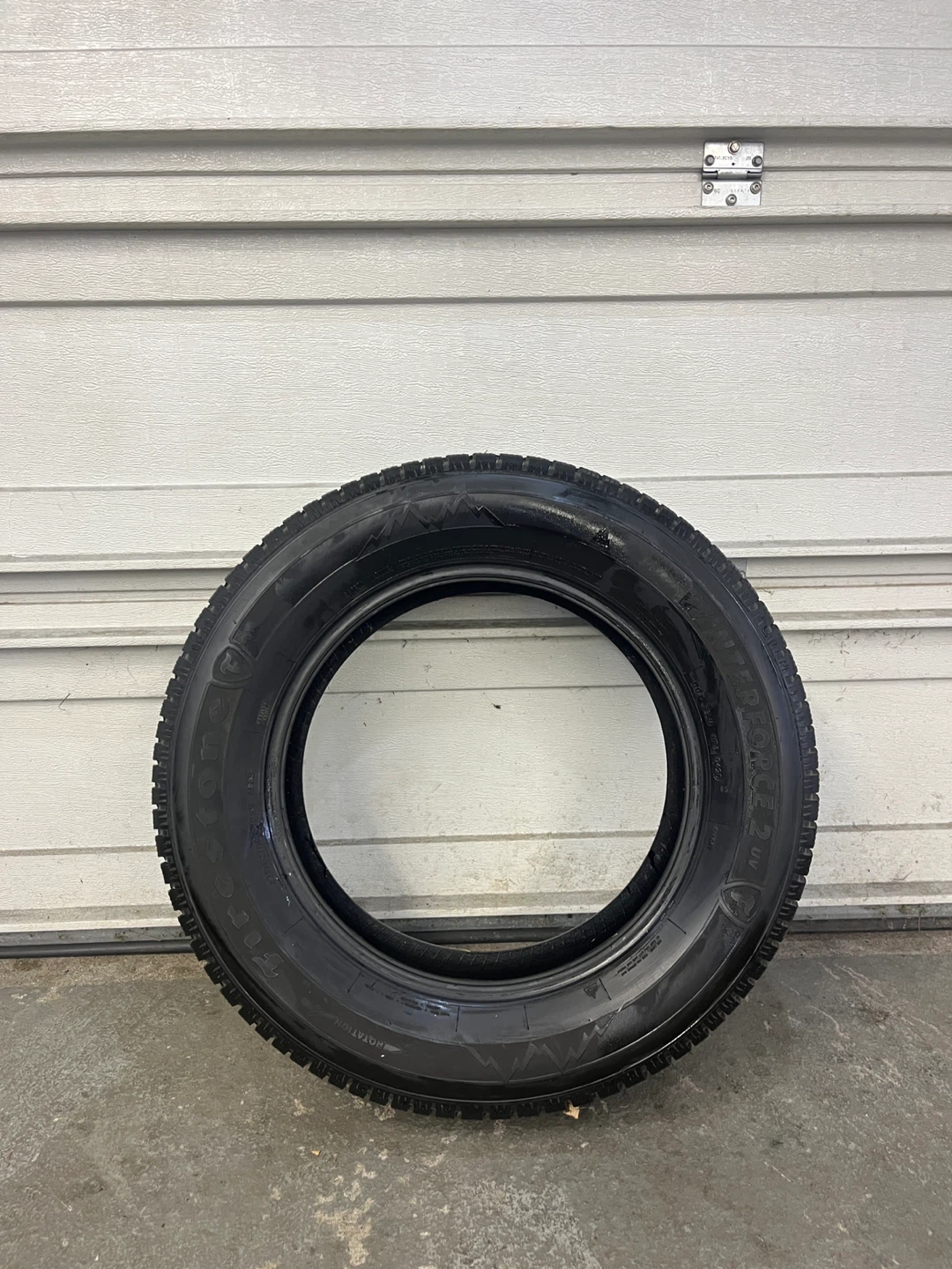 Set of 4 Firestone Winterforce 2 UV Tires