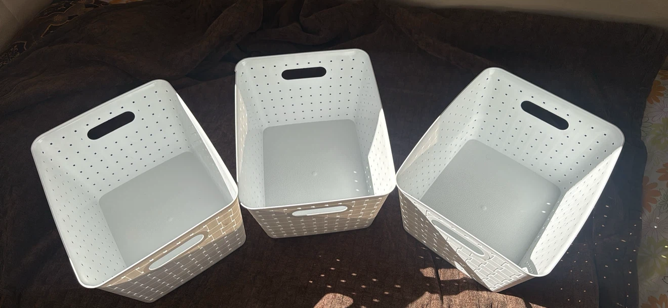 Set of 3 white plastic storage baskets - photo 4