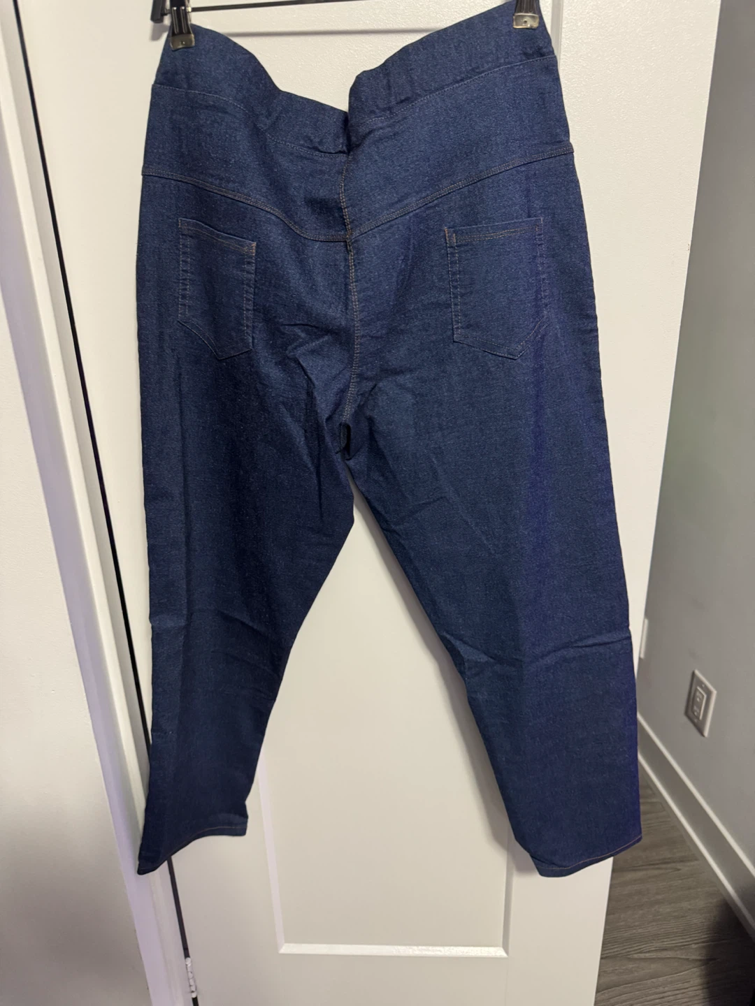 Sarafon dark wash denim pull-on pants, size 4 - photo 2
