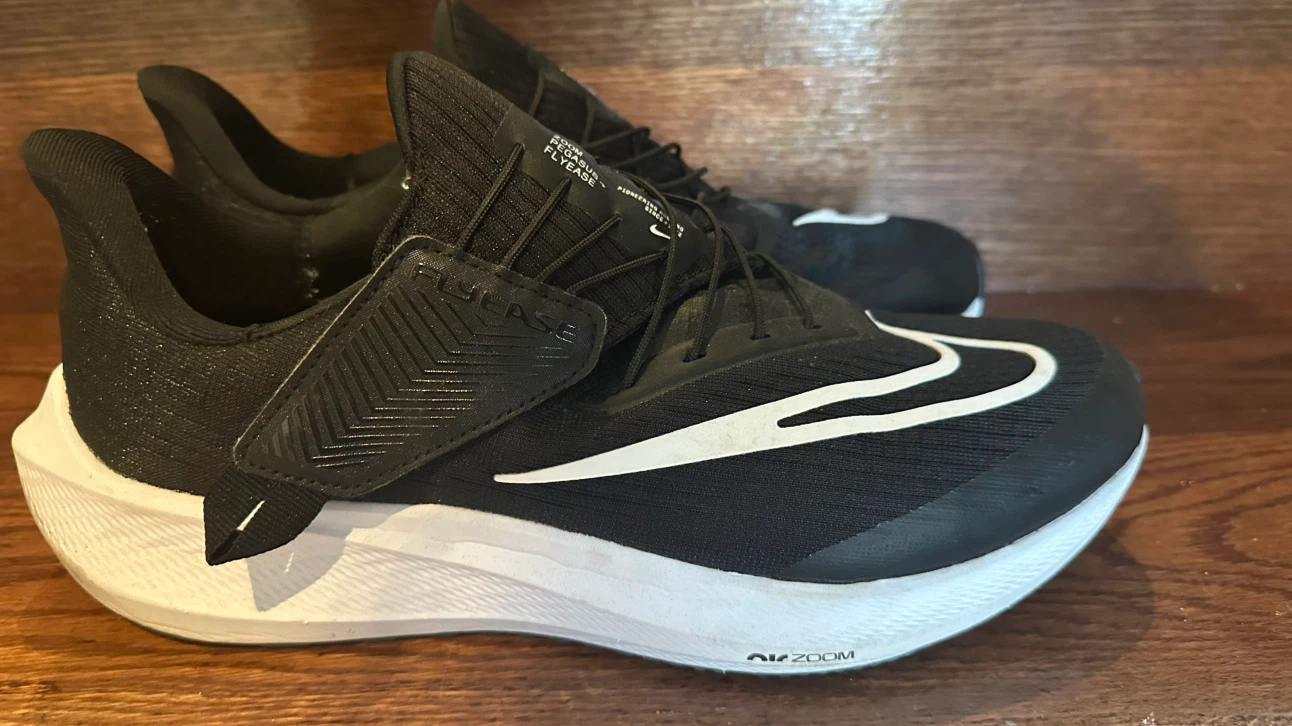 Nike Zoom Pegasus FlyEase Running Shoes