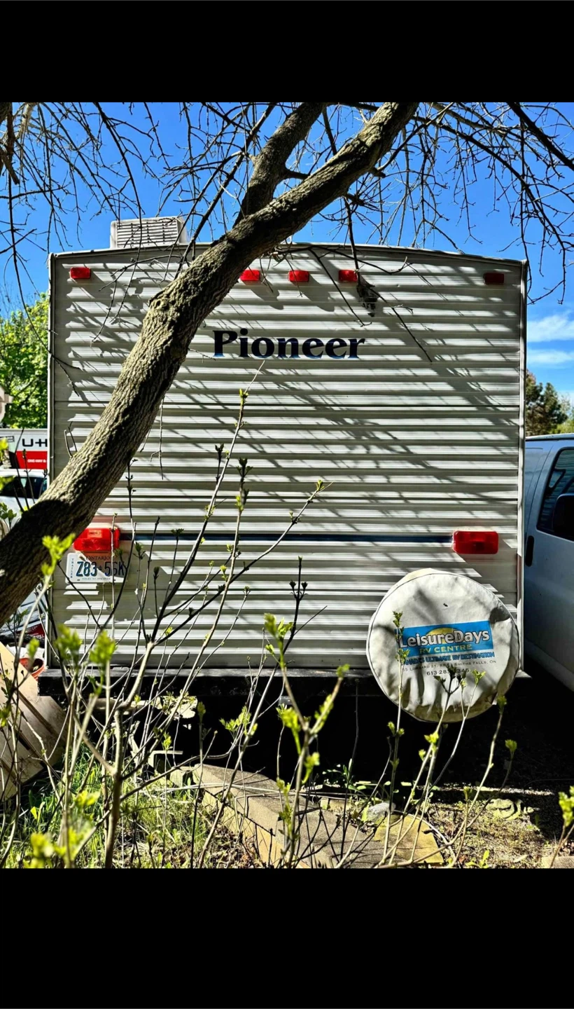 2004 Pioneer RV- Urgent Sale - photo 5