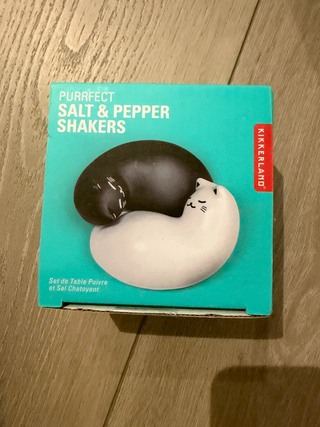 Kikkerland Purrfect Salt & Pepper Shakers
