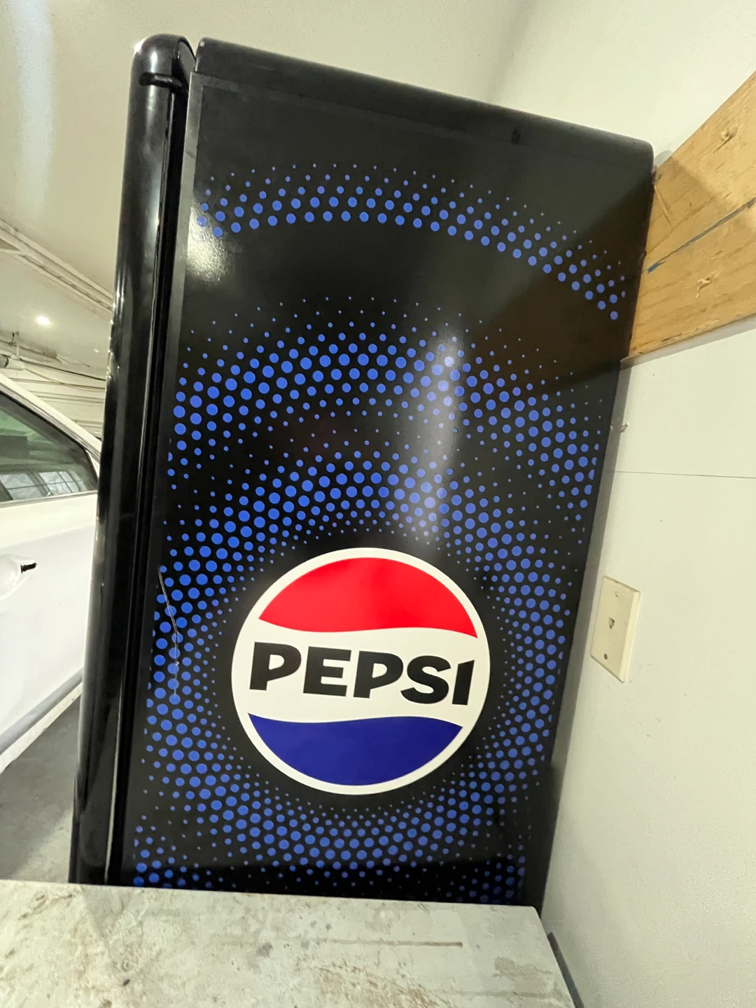 Pepsi Glass Door Merchandiser Fridge - photo 3