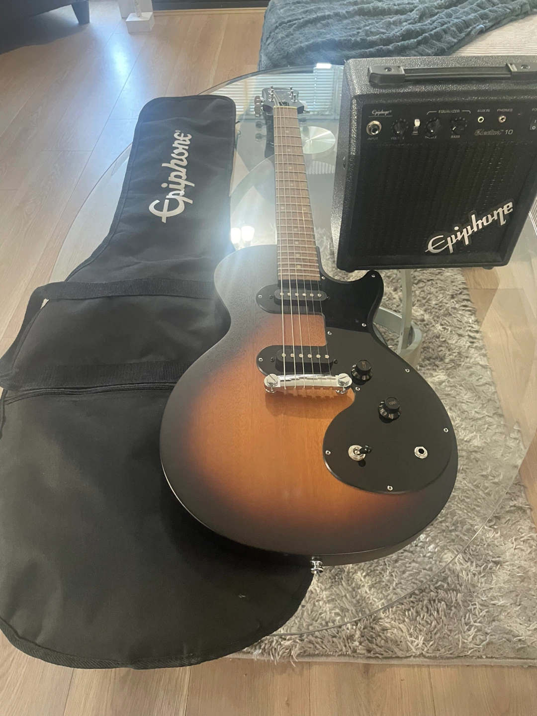 Epiphone Electric Guitar with Electar 10 Amplifier