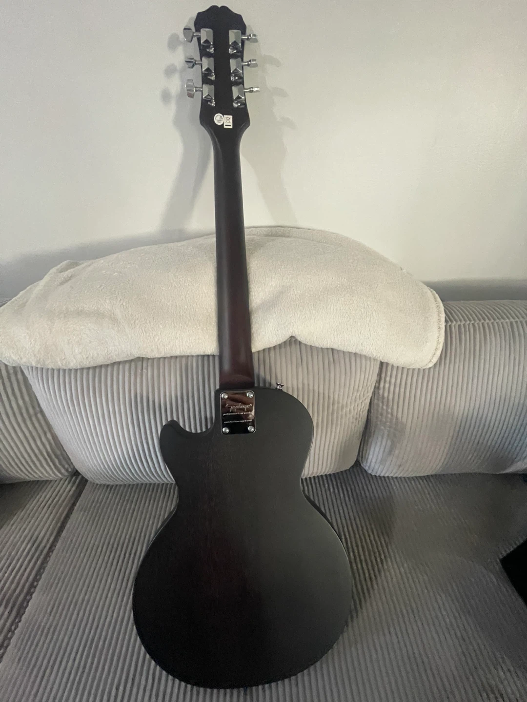 Epiphone Electric Guitar with Electar 10 Amplifier - photo 4