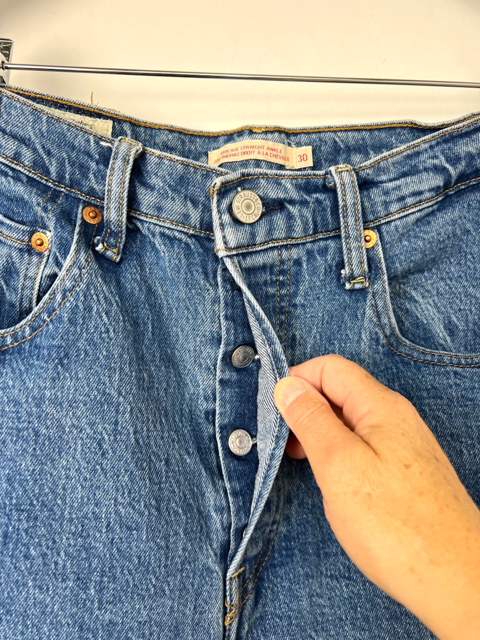 Levi’s Premium Ribcage Straight Leg Women’s Jeans size 30 - photo 2