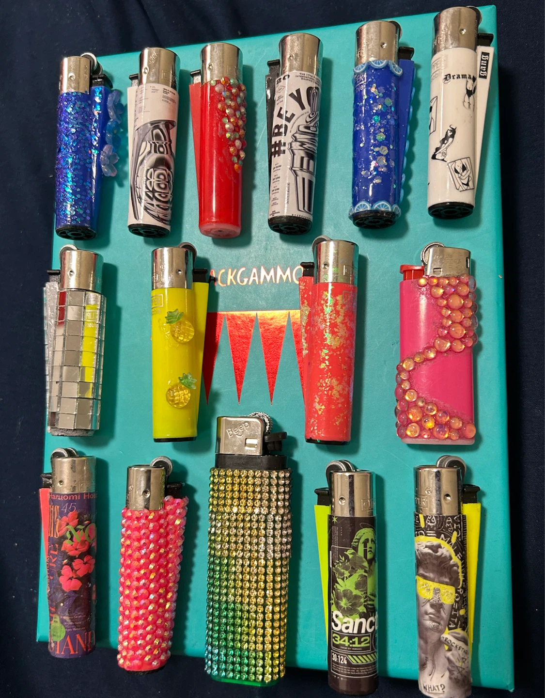 Assorted custom decorative lighters - photo 5