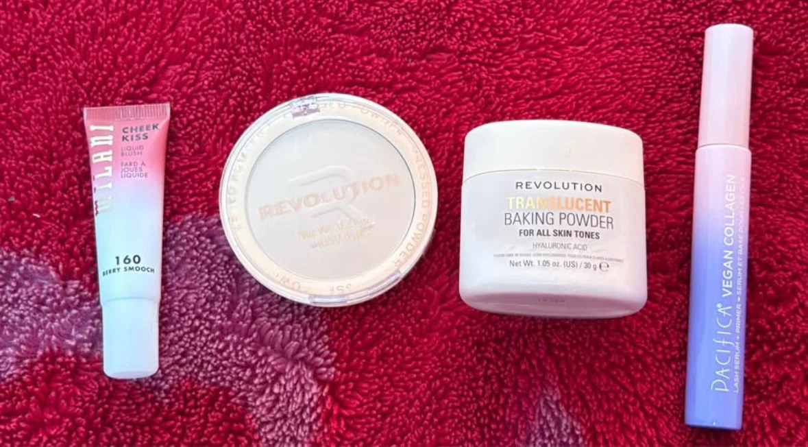 Makeup READ DESCRIPTION FOR PRICE