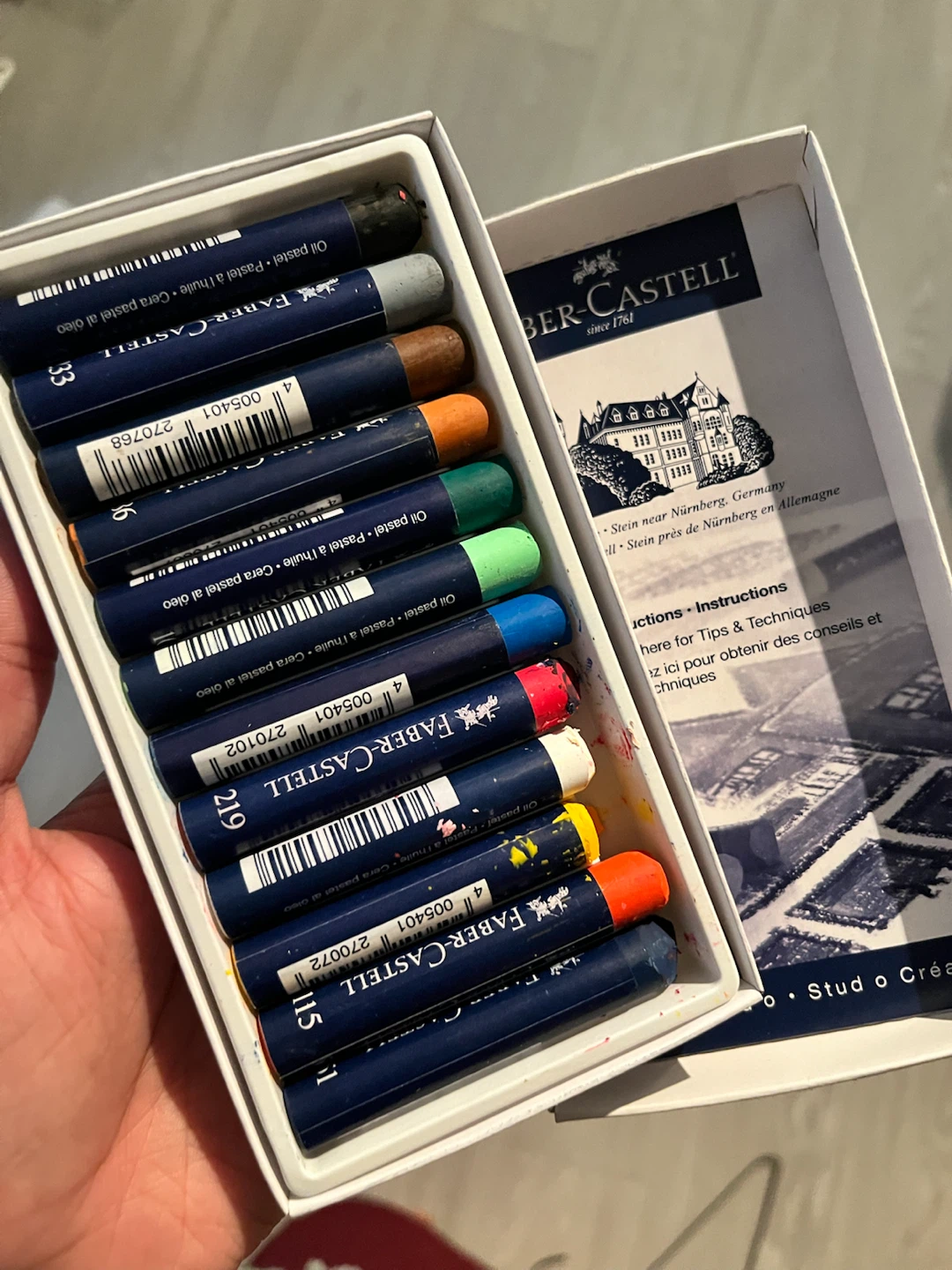 Faber-Castell 12 Oil Pastels - photo 2