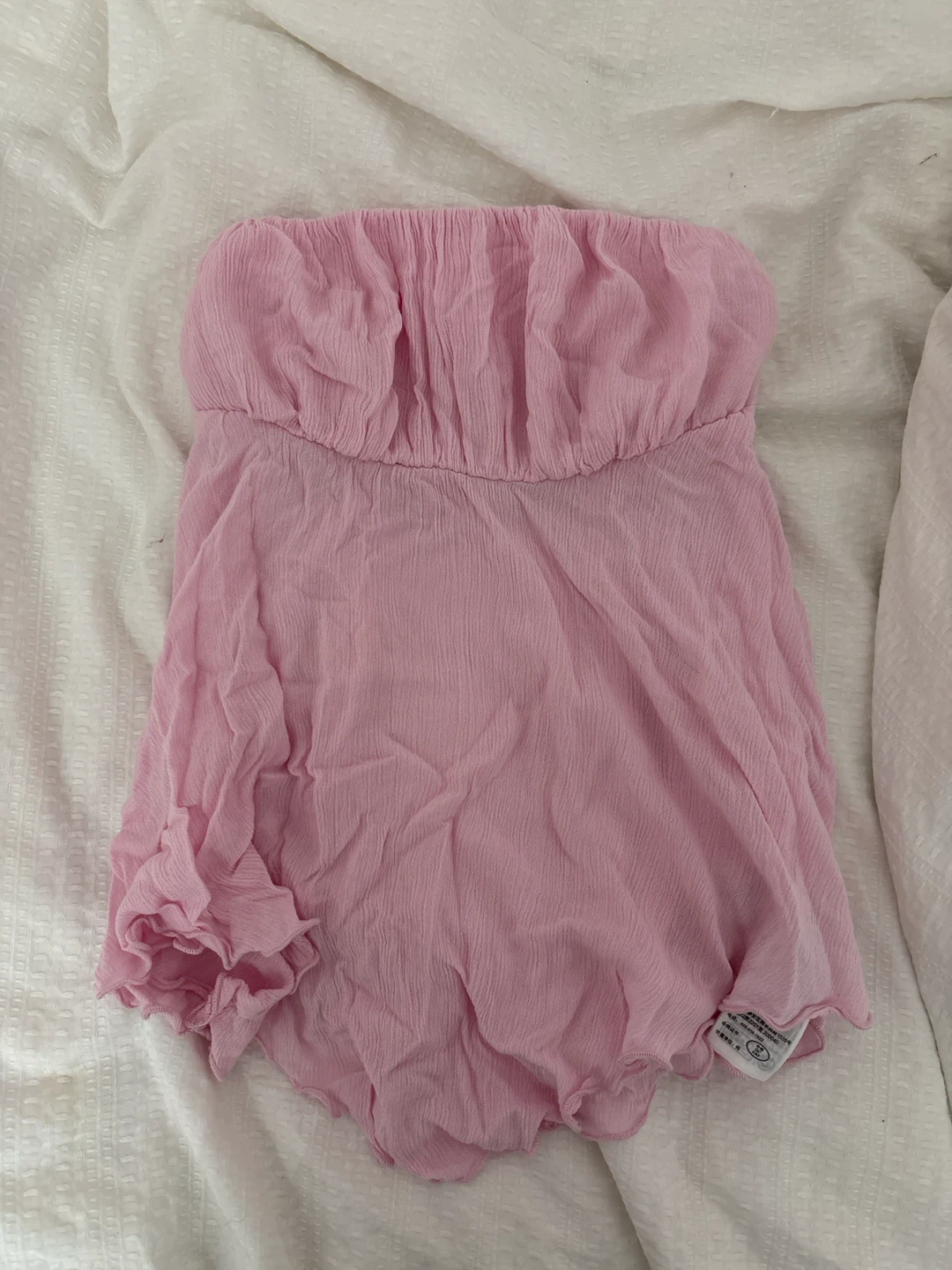 Pink strapless tube top