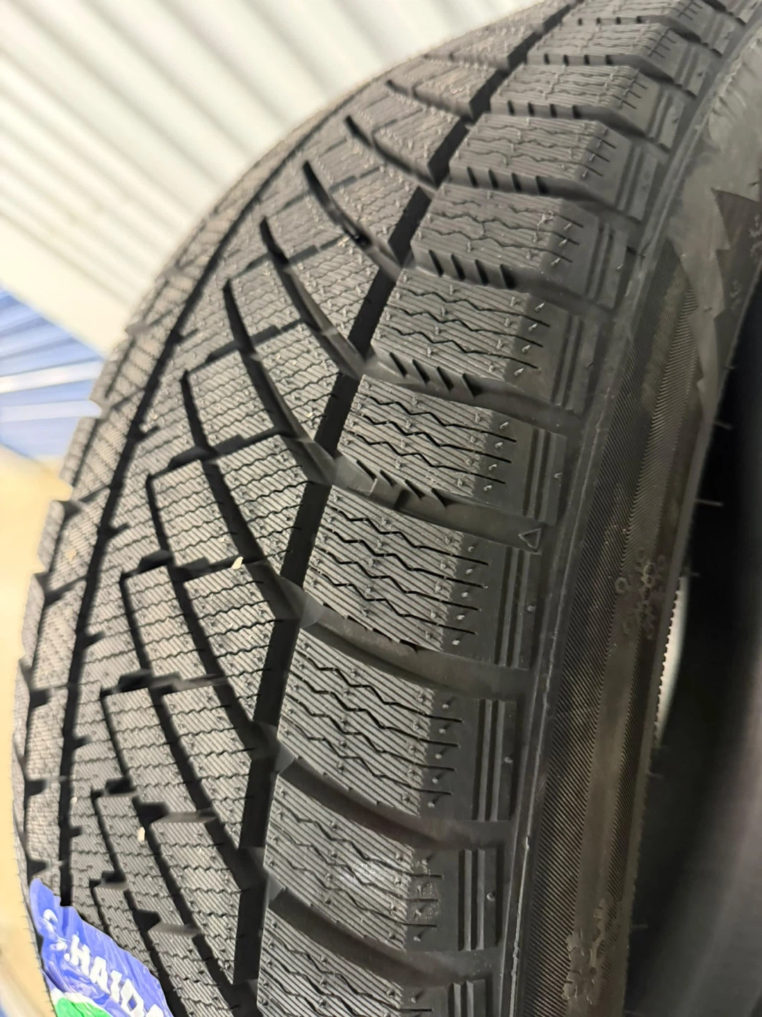 Haida HD 687 Winter Tires 245/55R19