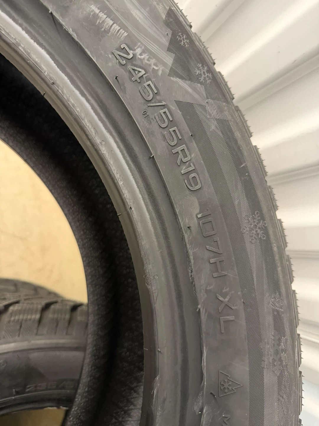 Haida HD 687 Winter Tires 245/55R19 - photo 4