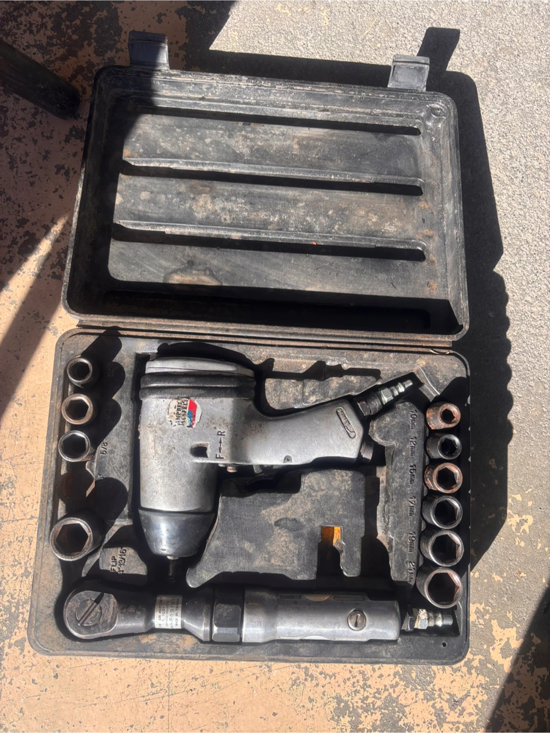 Campbell Hausfeld air tool