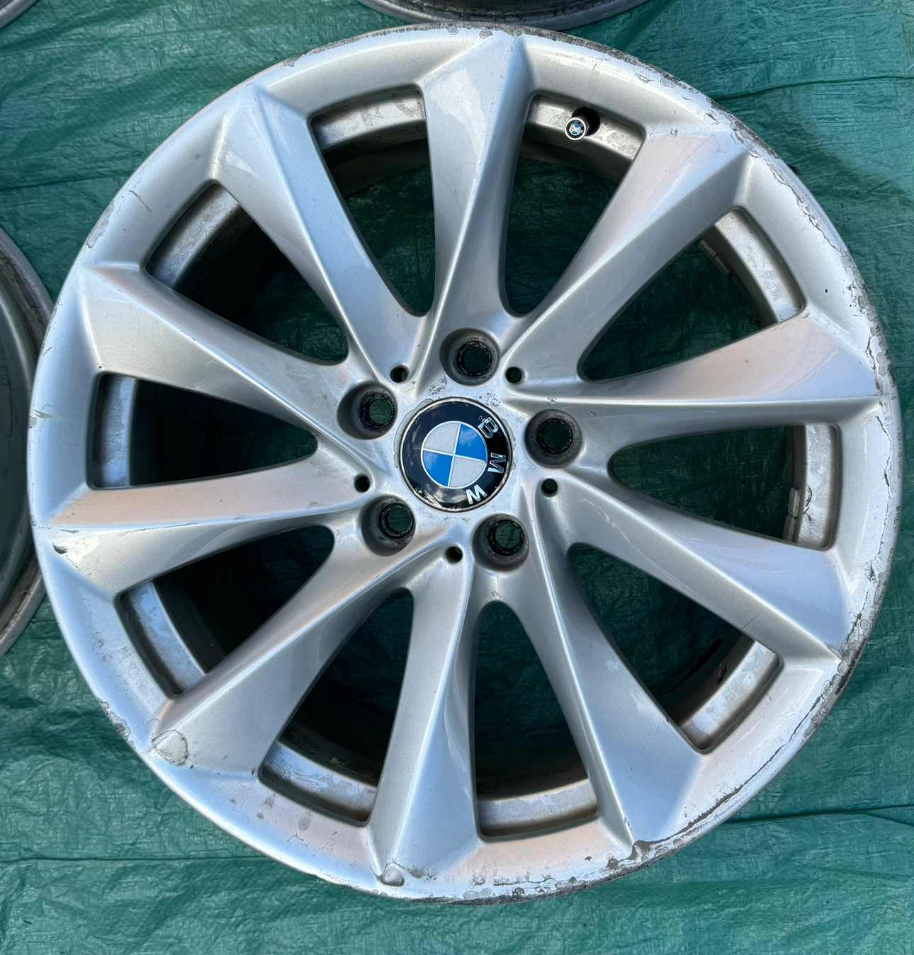 ☃️☃️ Original OEM 18” BMW RIMS ✅ ORIGINAL BMW 4 + 3 Series rims - photo 4
