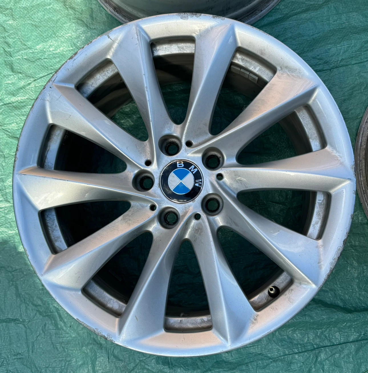 ☃️☃️ Original OEM 18” BMW RIMS ✅ ORIGINAL BMW 4 + 3 Series rims - photo 5