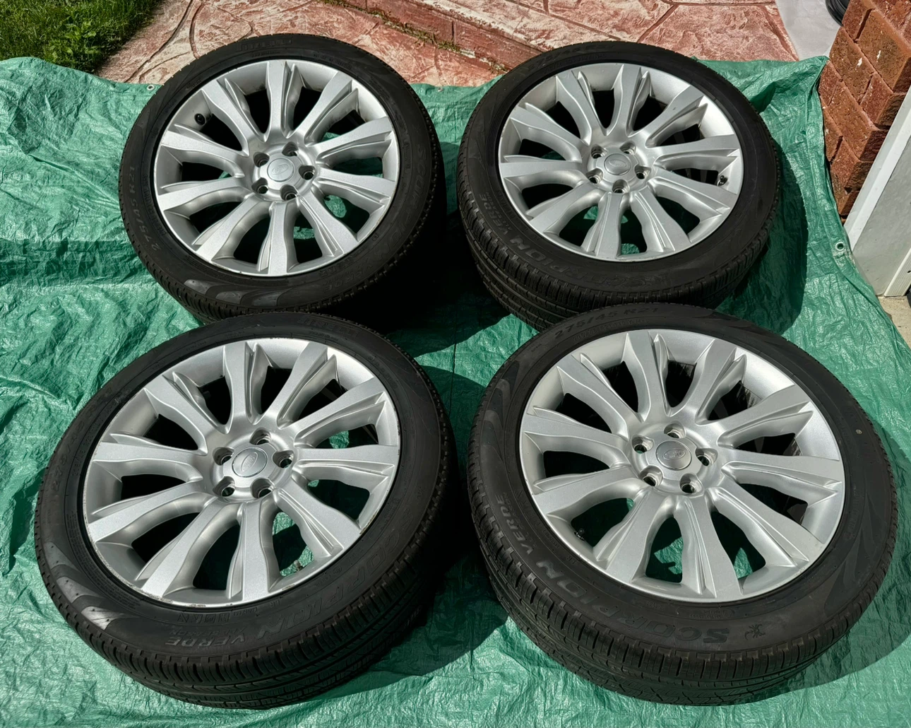 ☢️☢️OEM RANGE ROVER 21” Rims ✅ TPMS ✅ PIRELLI 90% Tires - photo 2