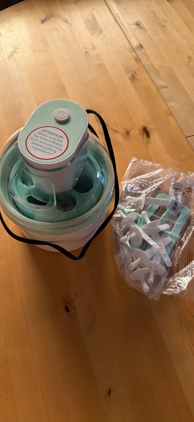 Dash Ice Cream and Pop Maker