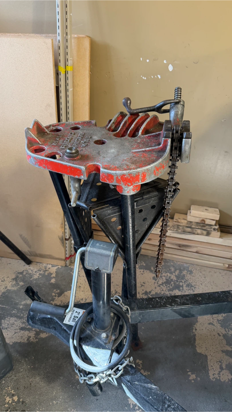 RIDGID No. 450 Tristand Vise - photo 2