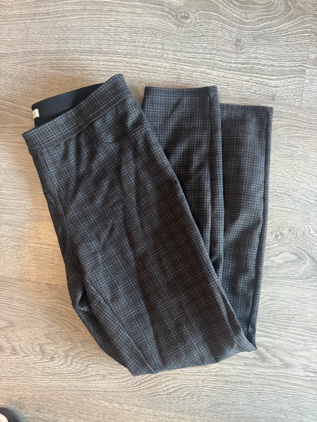Max Studio Plaid Pull-On Trousers