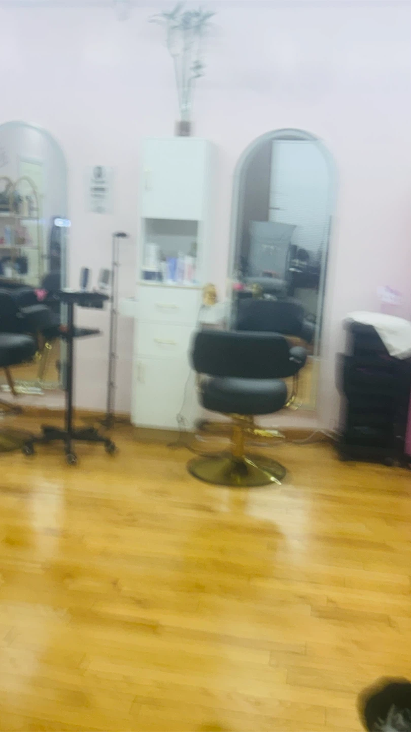 En renta, espacio para hacer estilo de cabello - photo 2