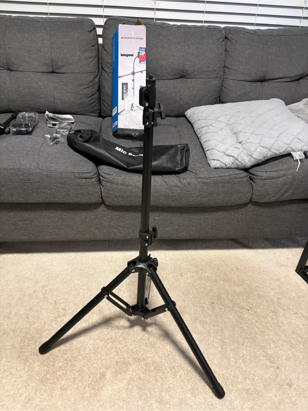 New Adjustable Microphone Stand - photo 4