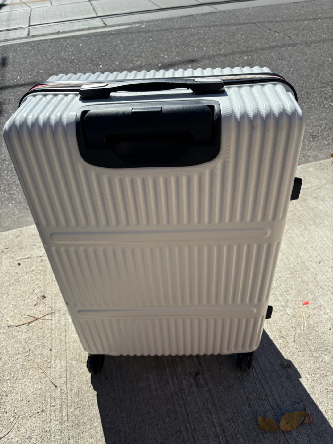 Medium check in Luire Viaje Hard-Shell Suitcase - photo 4
