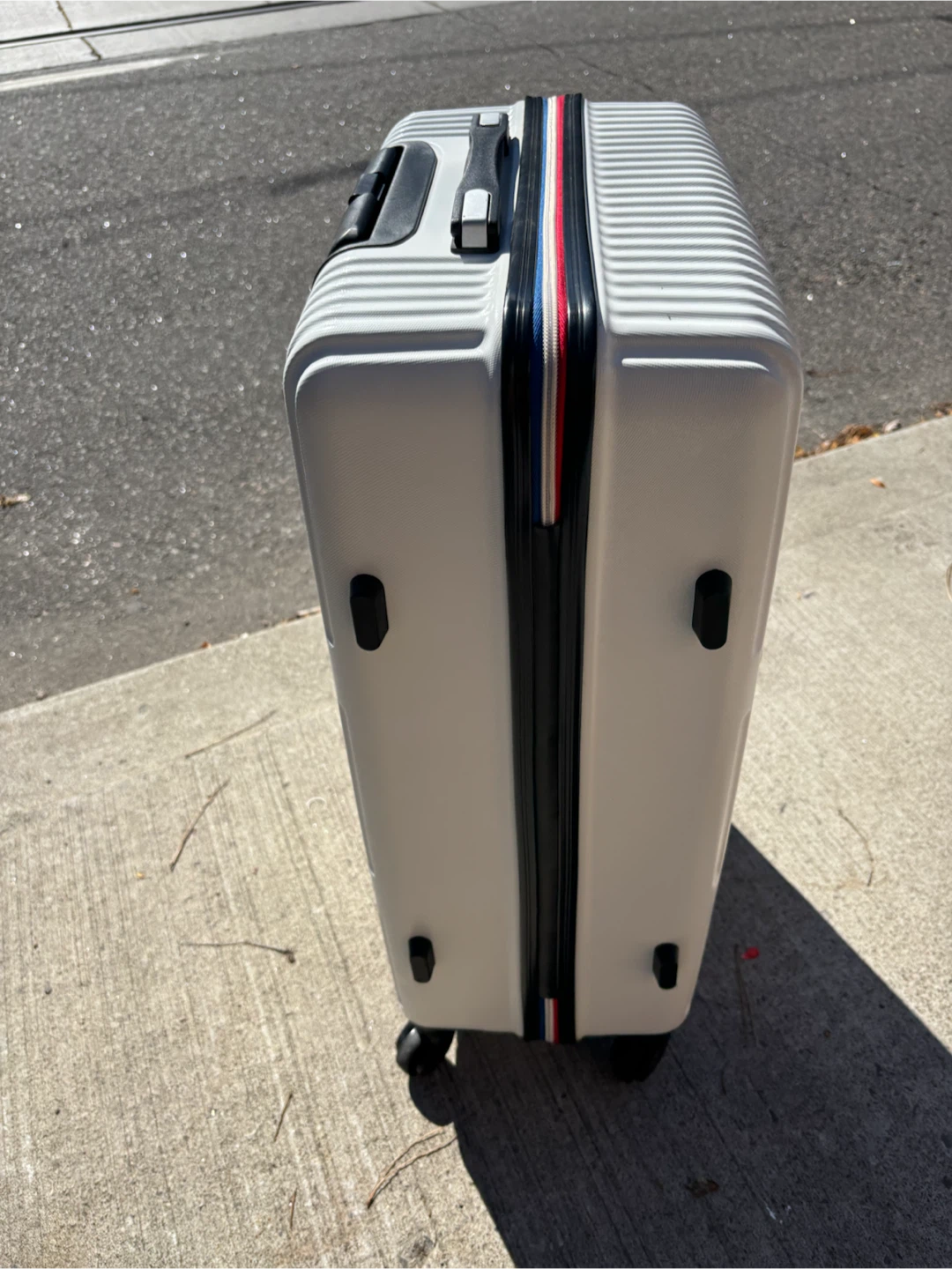 Medium check in Luire Viaje Hard-Shell Suitcase - photo 5