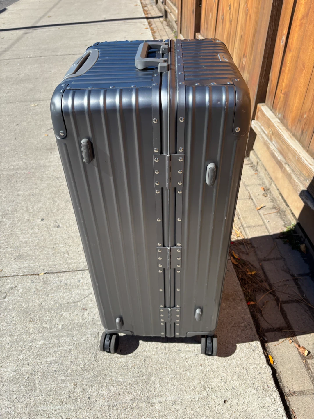 Large check in luggage - photo 5