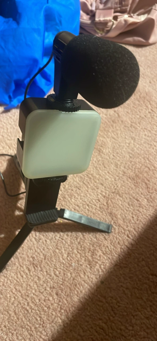 Smartphone Vlogging Kit with LED Light and Microphone