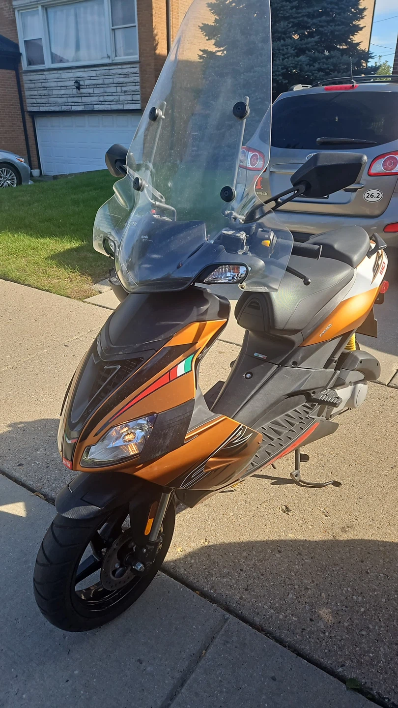 Aprilia SR 50 Scooter - photo 5