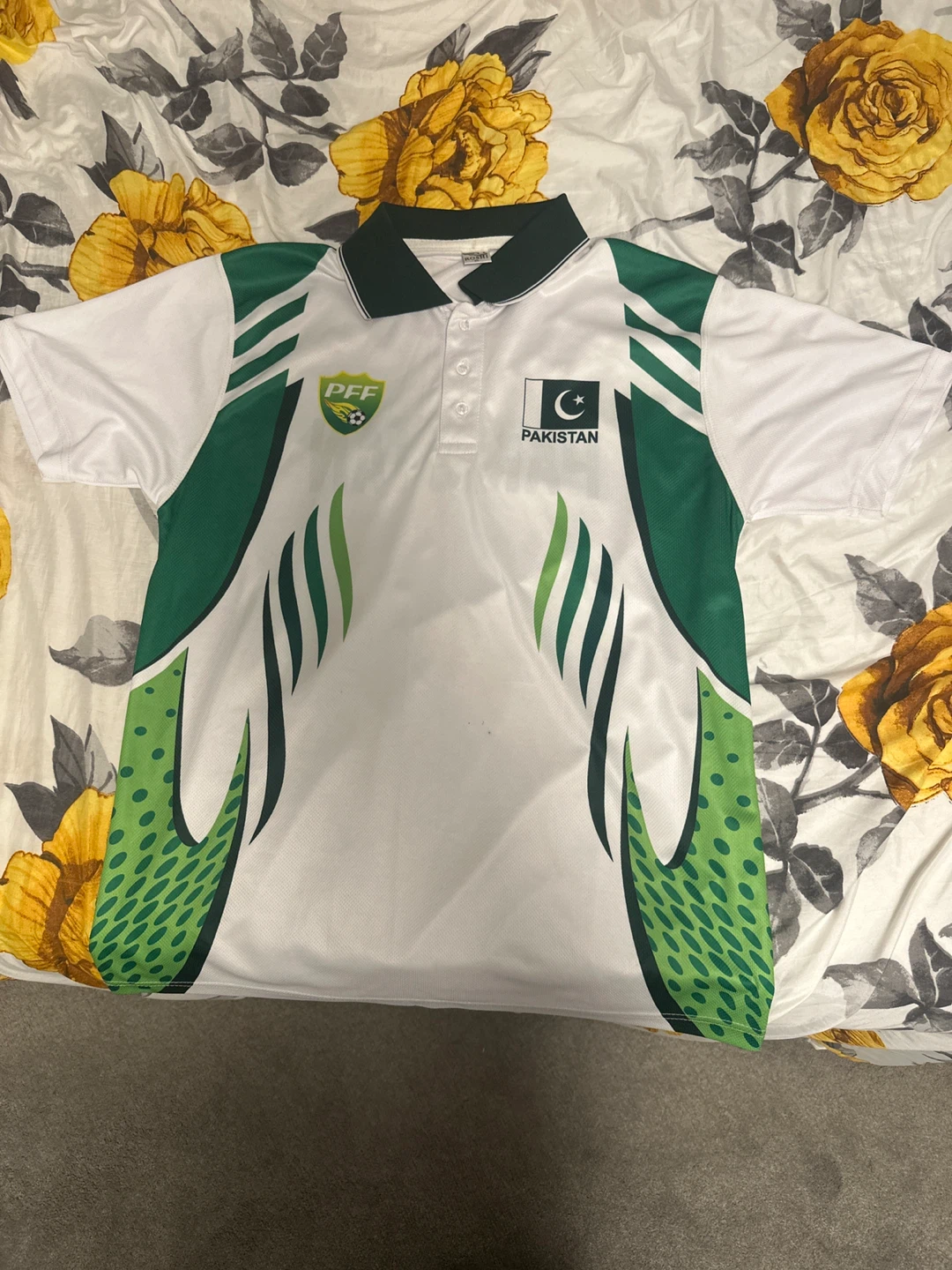 Pakistan Soccer Jersey (No name in back)