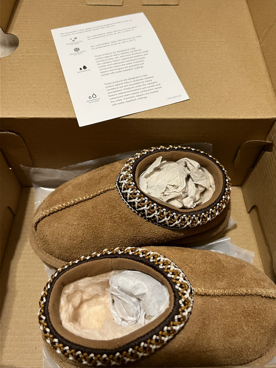 UGG Toddler Size 6 - photo 3