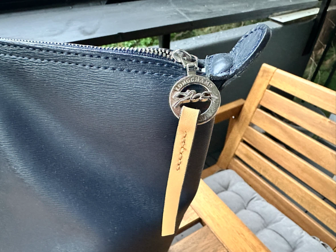 Authentic Longchamp Le Pliage Cuir  – Large (retail $380) - photo 3