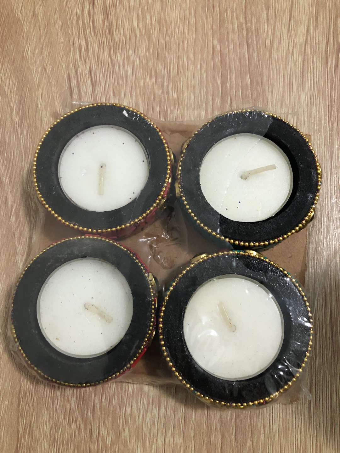 Brand new Set of 4 Decorative  tea light holders